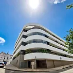 Flh Lagos Central Flat With Terrace